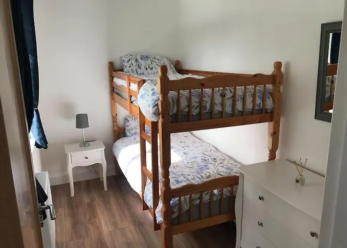 Sarahs Beachouse Ford Court